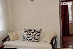 Сдается в аренду часть дома 90 кв. м с балконом