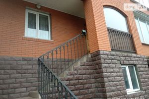 Продается дом на 2 этажа 245 кв. м с баней/сауной