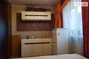 Продается 2-комнатная квартира 56 кв. м в Хмельницком