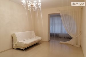 Сдается в аренду 1-комнатная квартира 74 кв. м в Тернополе