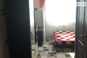 Продается 1-комнатная квартира 35 кв. м в Полтаве