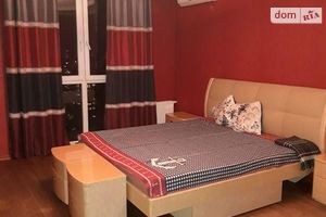 Сдается в аренду 3-комнатная квартира 128 кв. м в Киеве