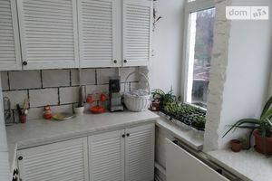 Продається 2-кімнатна квартира 50 кв. м у Києві