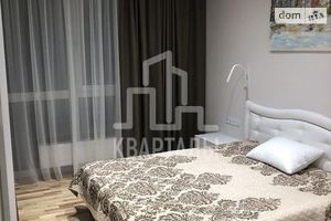 Сдается в аренду 1-комнатная квартира 42 кв. м в Киеве