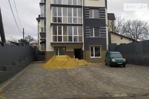 Продається 1-кімнатна квартира 43 кв. м у Тернополі