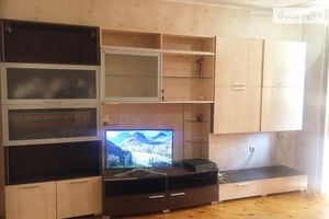 Сдается в аренду 1-комнатная квартира 50 кв. м в Чернигове