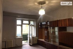 Продається 2-кімнатна квартира 55 кв. м у Одесі