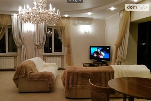Здається в оренду одноповерховий будинок с басейном