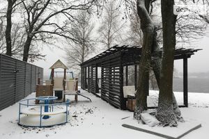 Продается дом на 2 этажа 280 кв. м с беседкой