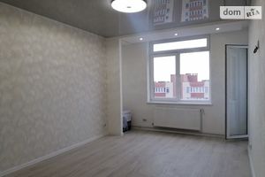 Продается 2-комнатная квартира 70 кв. м в Тернополе
