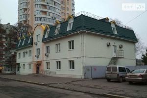 Продається офіс 705.3 кв. м в адміністративній будівлі
