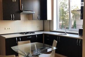 Сдается в аренду 2-комнатная квартира 61 кв. м в Тернополе