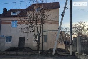 Продається одноповерховий будинок 230 кв. м з банею/сауною