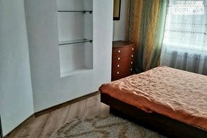 Сдается в аренду 3-комнатная квартира 64 кв. м в Ровно