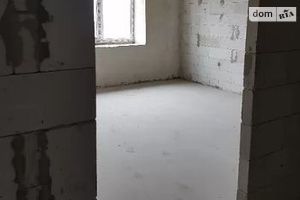 Продається 2-кімнатна квартира 68 кв. м у Тернополі