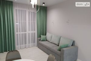 Продается 2-комнатная квартира 37 кв. м в Киеве