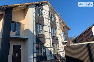 Продається будинок 3 поверховий 100 кв. м з бесідкою