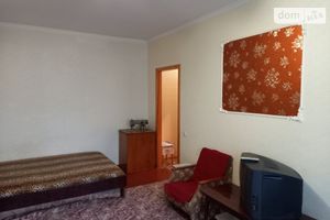 Сдается в аренду 1-комнатная квартира 33 кв. м в Черкассах