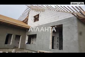 Продается одноэтажный дом 200 кв. м с балконом