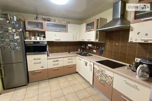 Продається 3-кімнатна квартира 70 кв. м у Дніпрі
