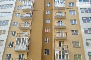 Продается 2-комнатная квартира 64 кв. м в Ивано-Франковске