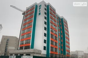 Продается 1-комнатная квартира 41.3 кв. м в Чернигове