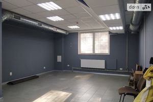 Сдается в аренду офис 202 кв. м в нежилом помещении в жилом доме