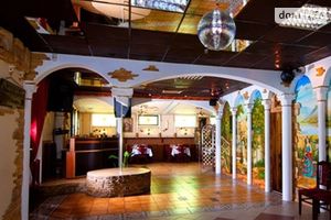 Продається кафе, бар, ресторан 365 кв. м в 1-поверховій будівлі