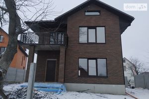 Продается дом на 2 этажа 140 кв. м с гаражом