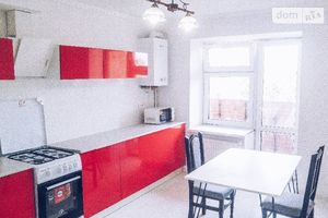Продается 1-комнатная квартира 37.8 кв. м в Тернополе