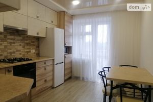 Сдается в аренду 1-комнатная квартира 45 кв. м в Тернополе