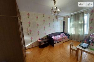 Продается 2-комнатная квартира 49 кв. м в Днепре