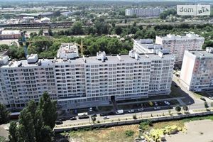 Продается 5-комнатная квартира 167.14 кв. м в Чернигове