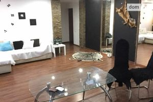 Продается 3-комнатная квартира 72 кв. м в Днепре