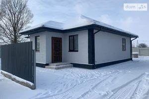 Продається одноповерховий будинок 70 кв. м з балконом