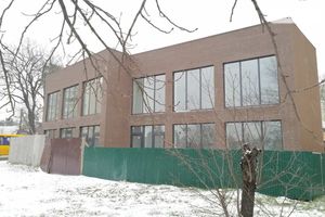 Здається в оренду приміщення вільного призначення 75 кв. м в 2-поверховій будівлі