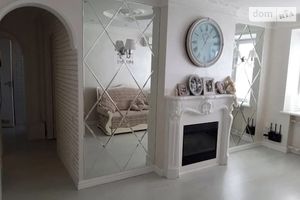 Продається 3-кімнатна квартира 53 кв. м у Дніпрі