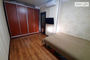 Продається 1-кімнатна квартира 34 кв. м у Одесі