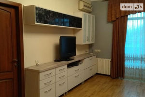 Продается 3-комнатная квартира 80 кв. м в Днепре