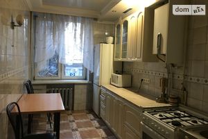 Продается 3-комнатная квартира 88 кв. м в Днепре