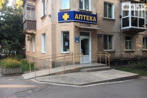 Продается нежилое помещение в жилом доме 63 кв. м в 3-этажном здании