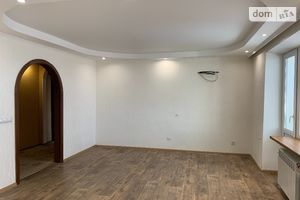Продається 3-кімнатна квартира 68 кв. м у Миколаєві