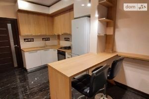 Сдается в аренду 1-комнатная квартира 39 кв. м в Львове