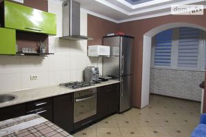 Продается 2-комнатная квартира 68 кв. м в Виннице