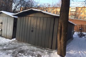 Продается отдельно стоящий гараж под легковое авто на 25 кв. м