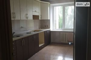 Продается 3-комнатная квартира 66 кв. м в Коростене