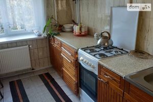 Продается 3-комнатная квартира 65 кв. м в Тернополе