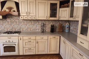 Продается 3-комнатная квартира 70 кв. м в Житомире