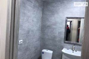 Продается 2-комнатная квартира 65 кв. м в Тернополе