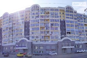 Здається в оренду об'єкт сфери послуг 231.4 кв. м в 11-поверховій будівлі